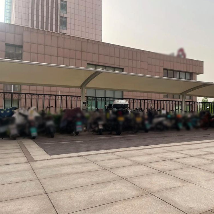 东兴市膜结构电动车棚